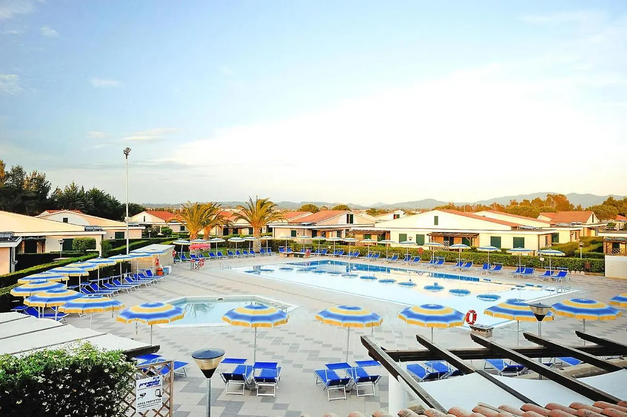 Apartment In Cecina Mare With Outdoor Pool Marina di Cecina