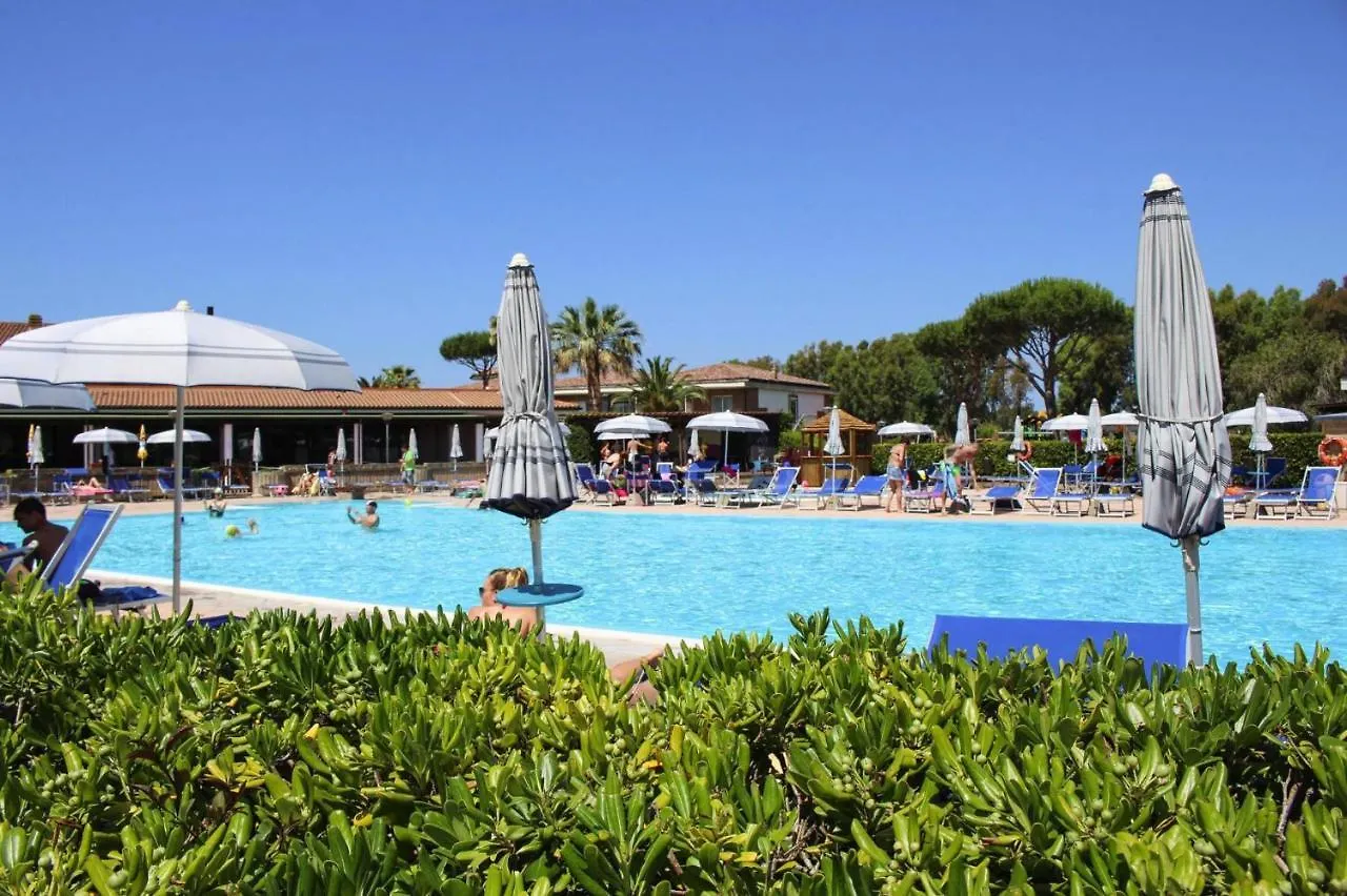 Apartment In Cecina Mare With Outdoor Pool Marina di Cecina