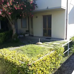 Novita'!! Intero A Appartamento